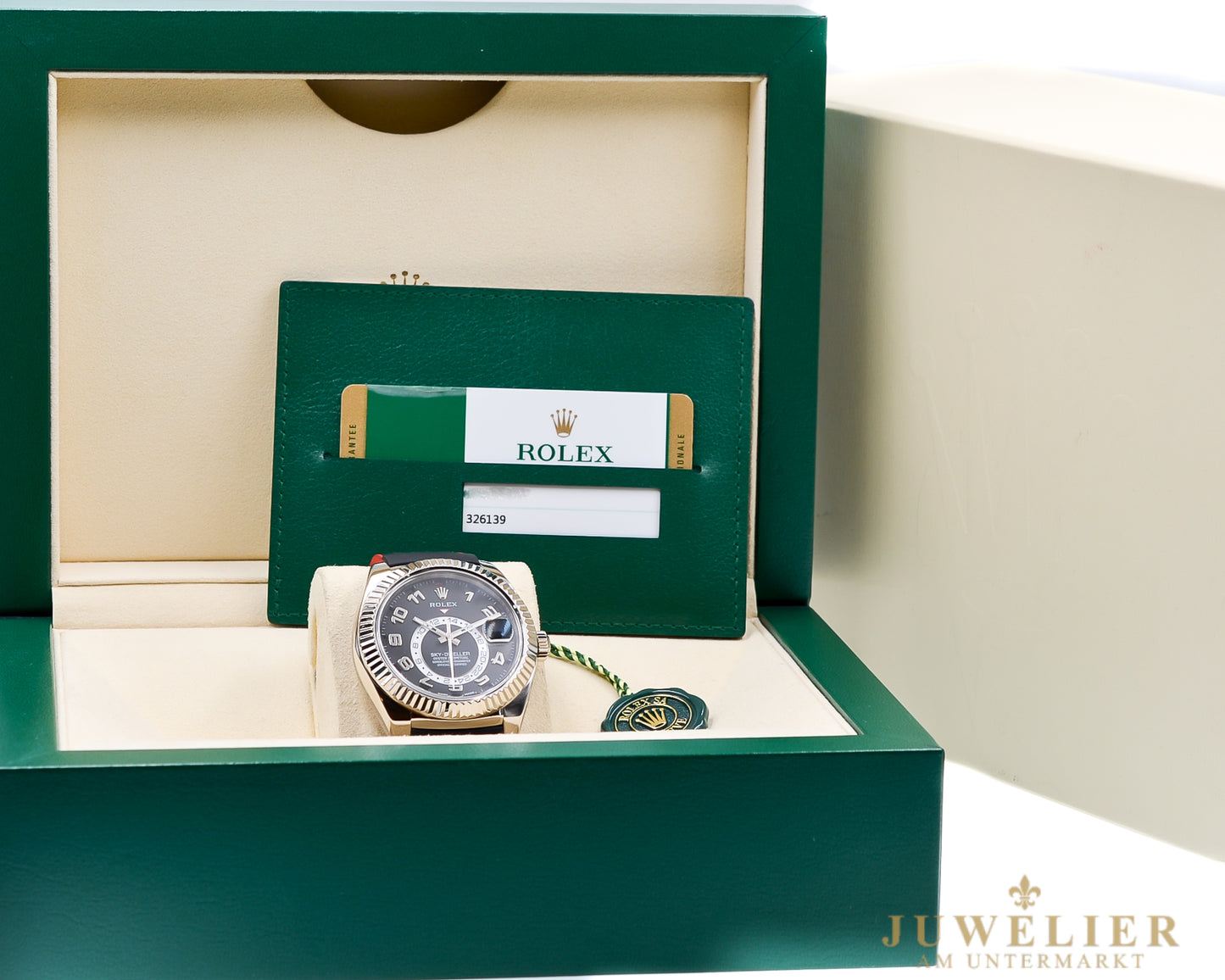 Rolex Sky-Dweller I Box & Papers I Rubber B I 326139 I 2015