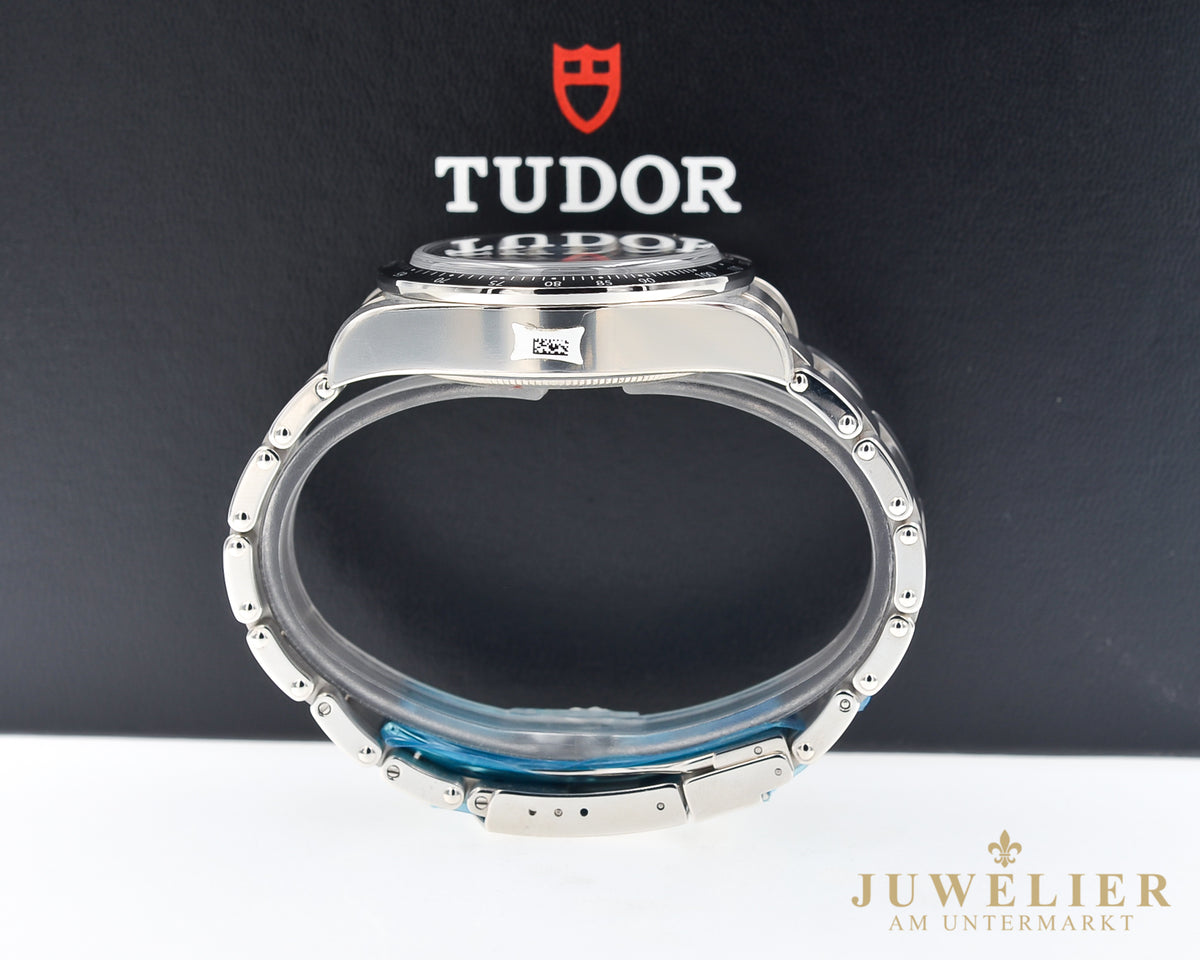 Tudor Black Bay Chrono I New with Sticker I Box & Papers I Ref. 79360N
