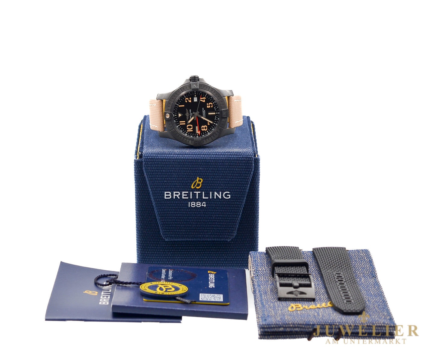 Breitling Avenger GMT Night Mission 45 I Titan I Full-Set I V32395