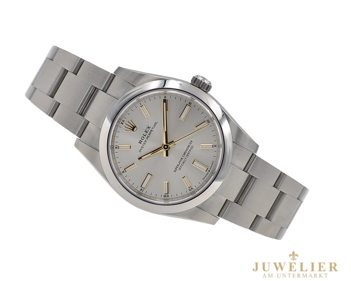 Rolex Oyster Perpetual 34 I Silver Dial I Gold Hands I Box & Papers I 2025I 124200
