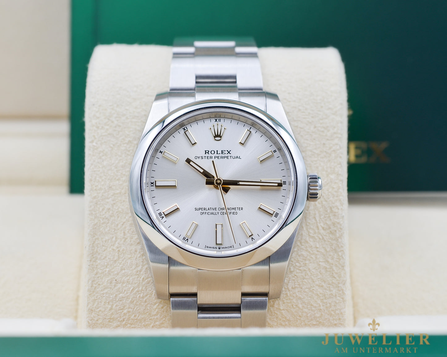 Rolex Oyster Perpetual 34 I Silver Dial I Gold Hands I Box & Papers I 2025I 124200
