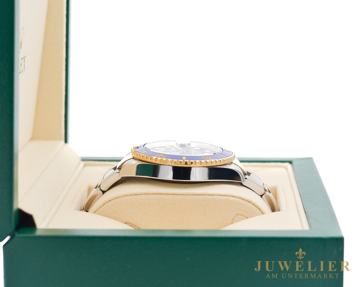 Rolex submariner Date I Bluesy I Box & Papers I Steel / Gold 18kt. I 2021